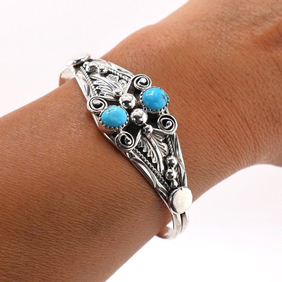 Navajo Turquoise Cuff Bracelet Sterling Silver Handcrafted Native American ** - Picture 1 of 11